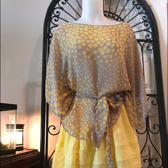 Flowing shirt - Picture 1 of 2